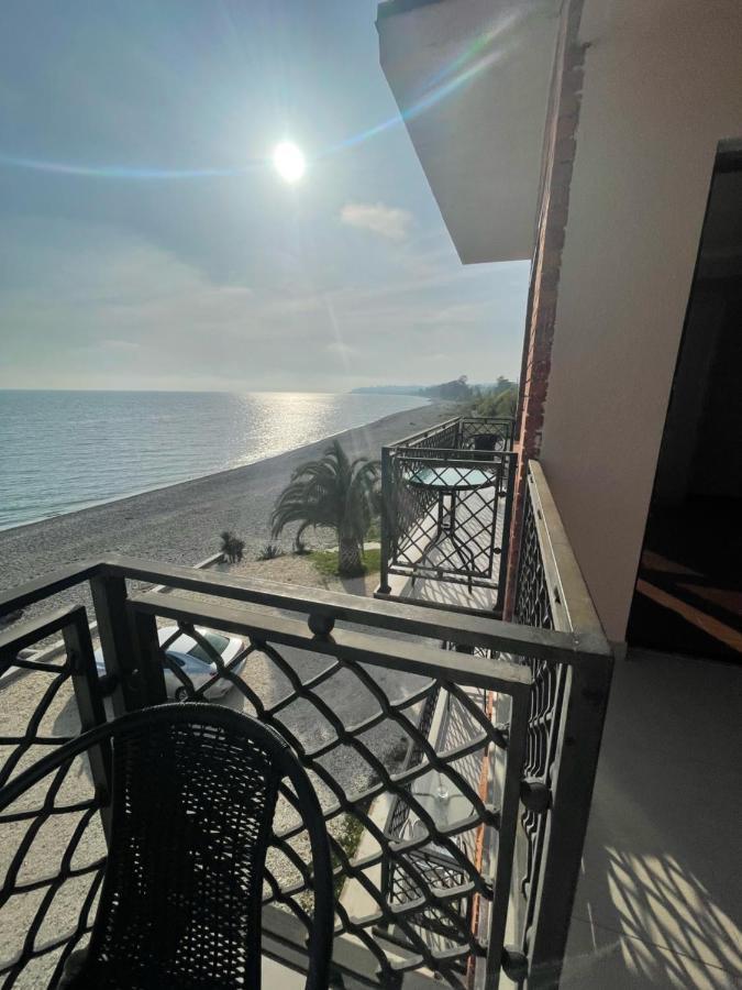Leon Beach Hotel New Athos 외부 사진